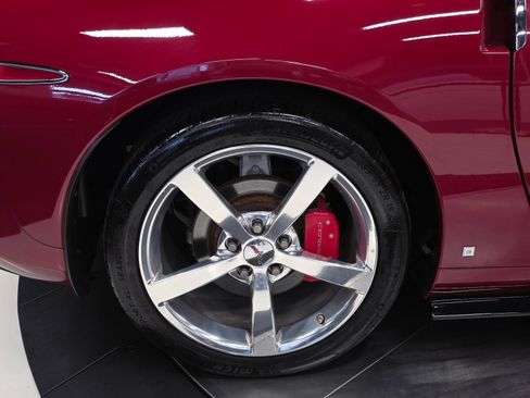 Used 2009 Chevrolet Corvette Coupe w/ Roof Package RWD image 33