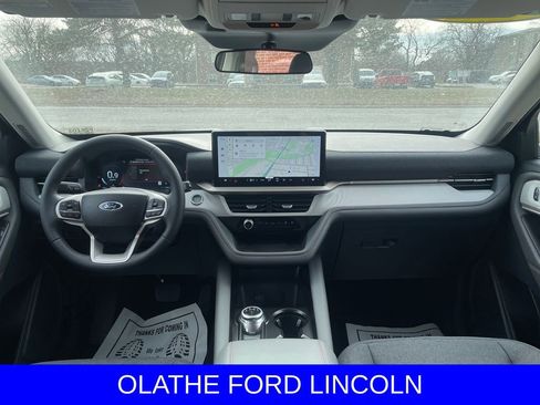 New 2026 Ford Explorer Active image 18