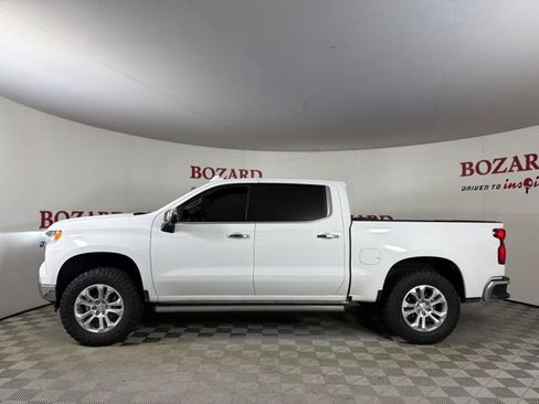 Used 2022 Chevrolet Silverado 1500 LTZ w/ LTZ Premium Package AWD/4WD image 5
