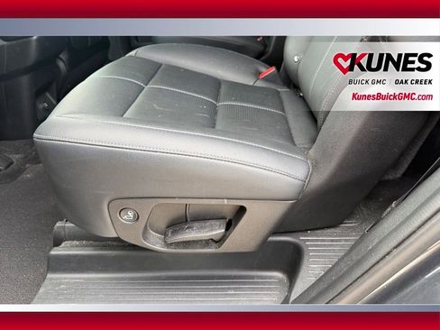 Used 2022 Kia Telluride EX w/ EX Premium Package AWD/4WD image 4