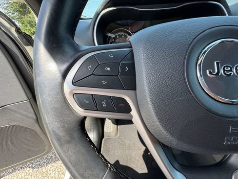 Used 2019 Jeep Cherokee High Altitude AWD/4WD image 22