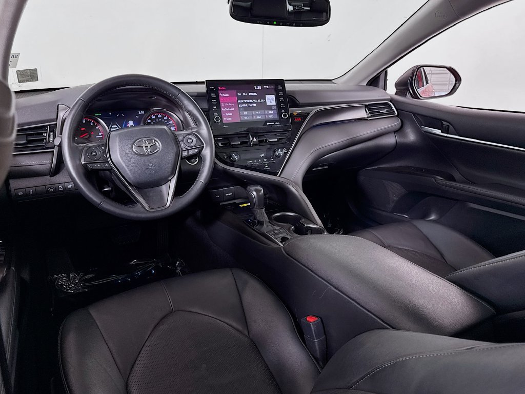 Used 2022 Toyota Camry XSE AWD/4WD image 33