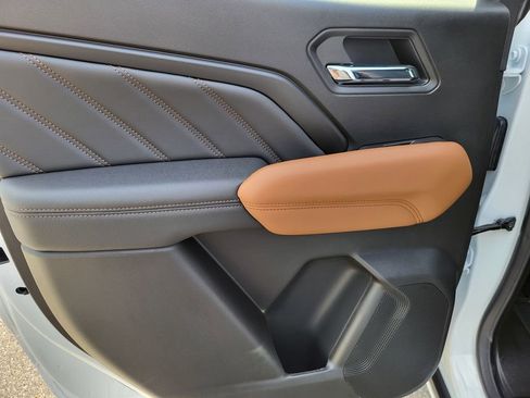 New 2026 GMC Canyon AT4 w/ Technology Plus Package image 37