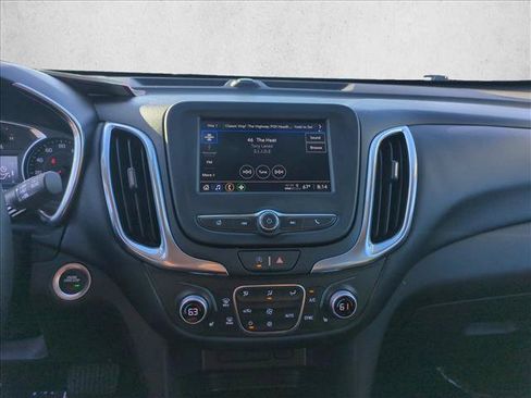 Used 2024 Chevrolet Equinox LT AWD/4WD image 14