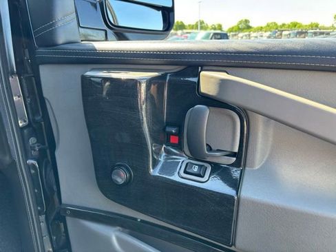 Used 2021 GMC Savana 2500 w/ Enhanced Convenience Package RWD image 21