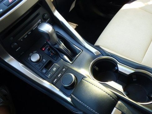 Used 2016 Lexus NX 200t AWD image 27