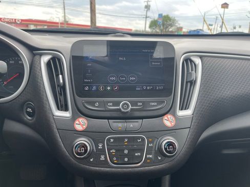 Used 2024 Chevrolet Malibu LT image 13