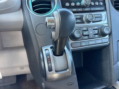 Used 2013 Honda Pilot LX image 19