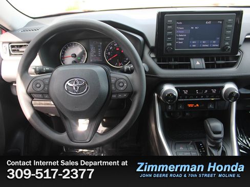 Used 2019 Toyota RAV4 XLE w/ Convenience Package AWD/4WD image 12