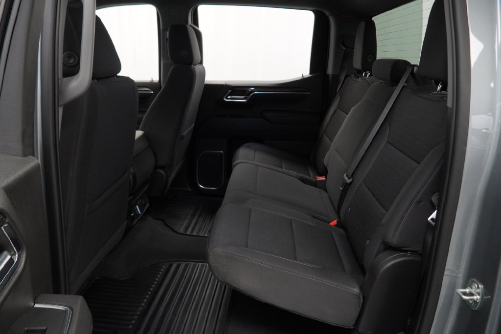 Certified 2023 Chevrolet Silverado 1500 LT AWD/4WD image 5