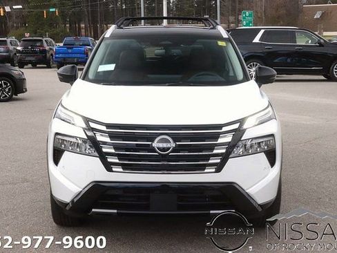 New 2026 Nissan Rogue Platinum w/ Platinum Premium Package AWD/4WD image 2
