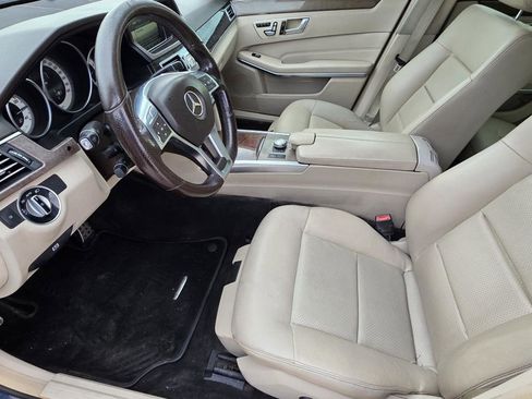 Used 2015 Mercedes-Benz E 350 4MATIC Sedan image 6