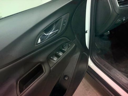 Certified 2024 Chevrolet Equinox LT image 11