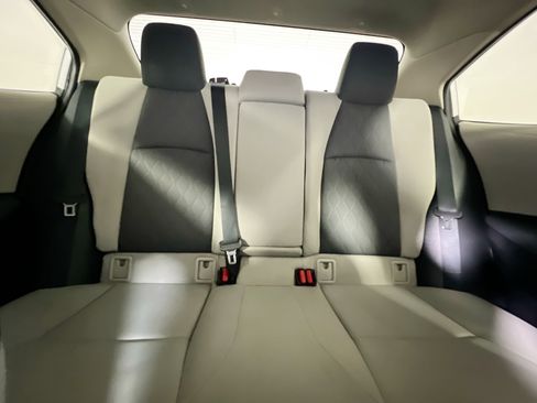 Used 2020 Toyota Corolla LE image 32