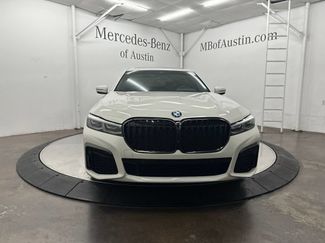 Used 2022 BMW 740i w/ M Sport Package RWD video 2