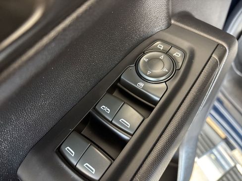 Used 2022 Chevrolet Silverado 1500 Custom image 12