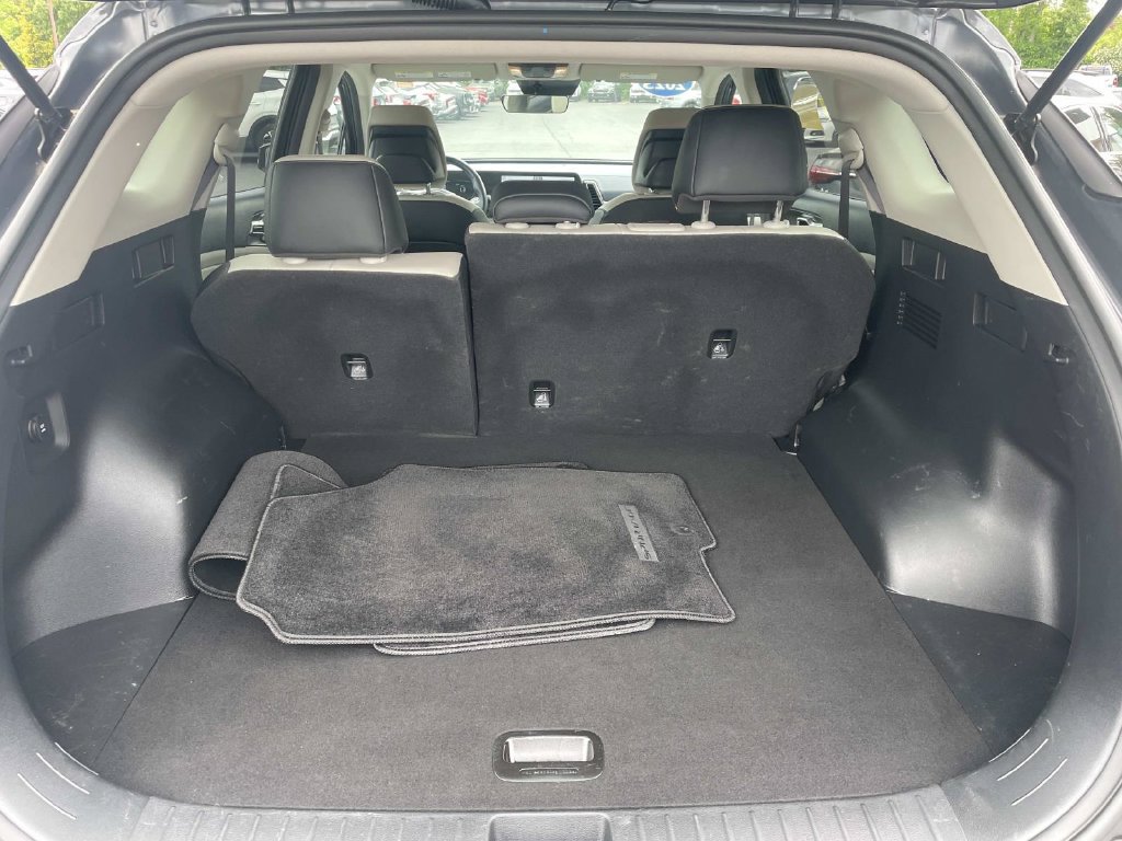 Used 2023 Kia Sportage EX AWD/4WD image 7