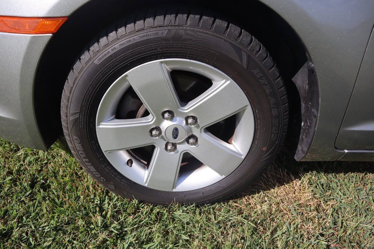 Used 2008 Ford Fusion SE FWD image 33