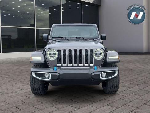 Used 2022 Jeep Wrangler Unlimited Sahara w/ Cold Weather Group AWD/4WD image 8