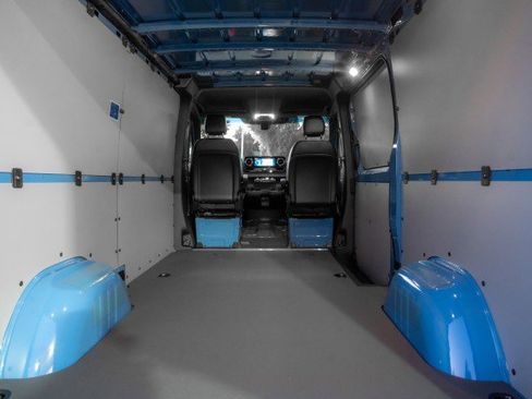 New 2026 Mercedes-Benz Sprinter 2500 image 11