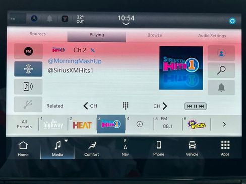 New 2025 RAM ProMaster 2500 w/ Quick Order Package 22G SLT image 17