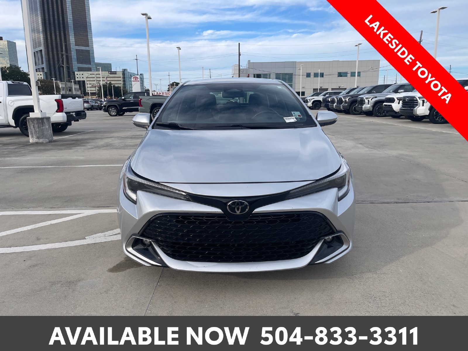 Used 2023 Toyota Corolla XSE FWD image 8