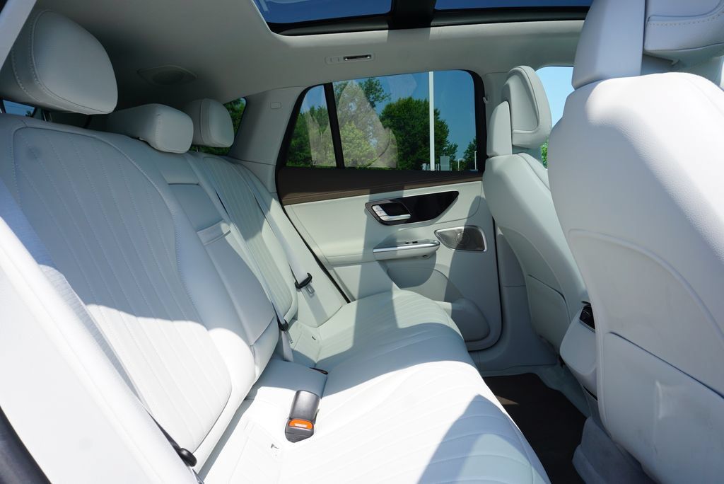 Certified 2023 Mercedes-Benz EQE 500 4MATIC SUV image 48