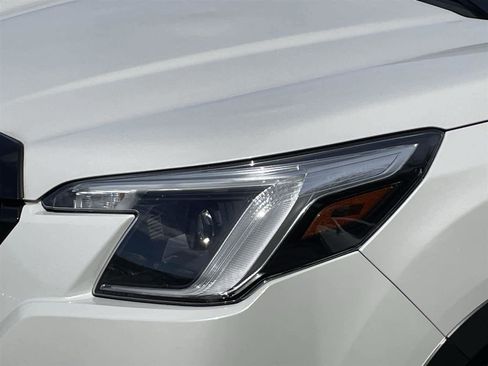Used 2022 Subaru Forester Limited image 9