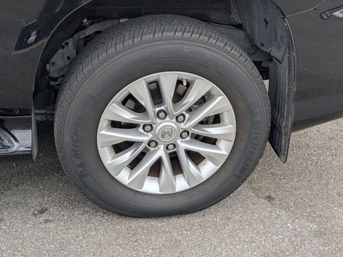 Used 2016 Lexus GX 460 w/ Premium Package image 23