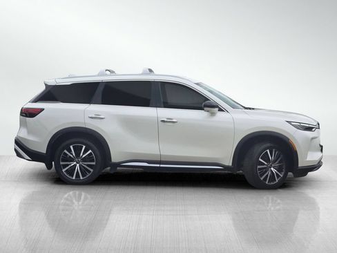 Used 2023 INFINITI QX60 Sensory w/ Cargo Package AWD/4WD image 3
