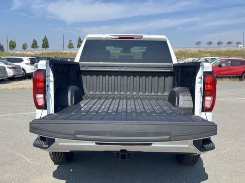 New 2026 GMC Sierra 1500 Pro w/ Pro Value Package AWD/4WD image 5