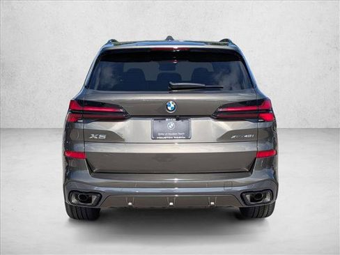 New 2026 BMW X5 xDrive40i w/ M Sport Package AWD/4WD image 7
