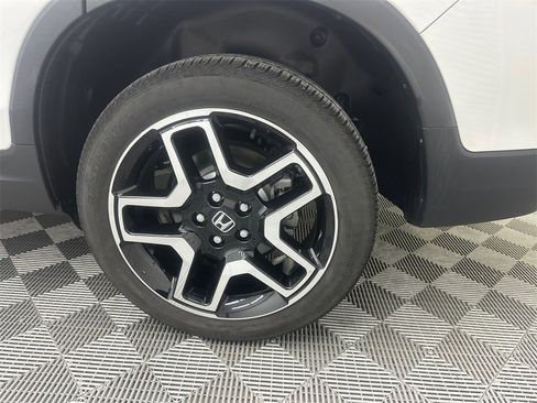 Used 2023 Honda Passport Elite image 22