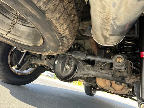 Used 2004 Nissan Pathfinder SE image 46