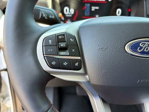 Used 2026 Ford Explorer Active w/ Active Comfort Package AWD/4WD image 21