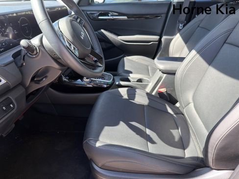 New 2026 Kia Seltos EX FWD image 11