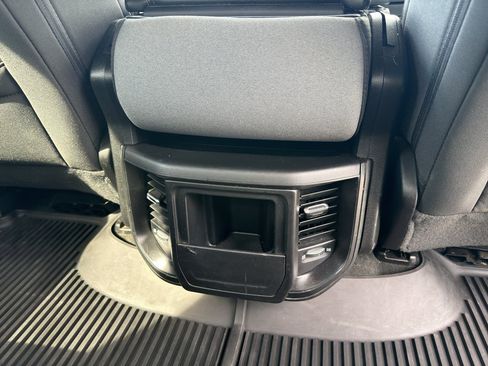 Used 2022 RAM 1500 Big Horn AWD/4WD image 28