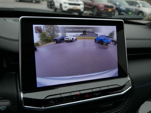 New 2026 Jeep Compass Limited w/ Sun, Sound & Navigation Group image 15