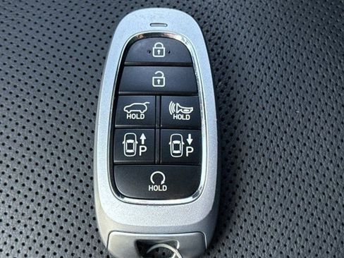 Used 2023 Hyundai Tucson Limited AWD/4WD image 23