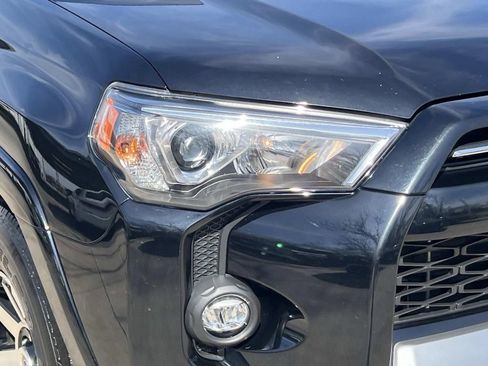 Used 2024 Toyota 4Runner TRD Off-Road Premium AWD/4WD image 5