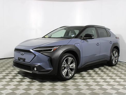 Used 2023 Subaru Solterra AWD image 3