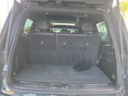 Used 2024 Jeep Wagoneer Series II image 11