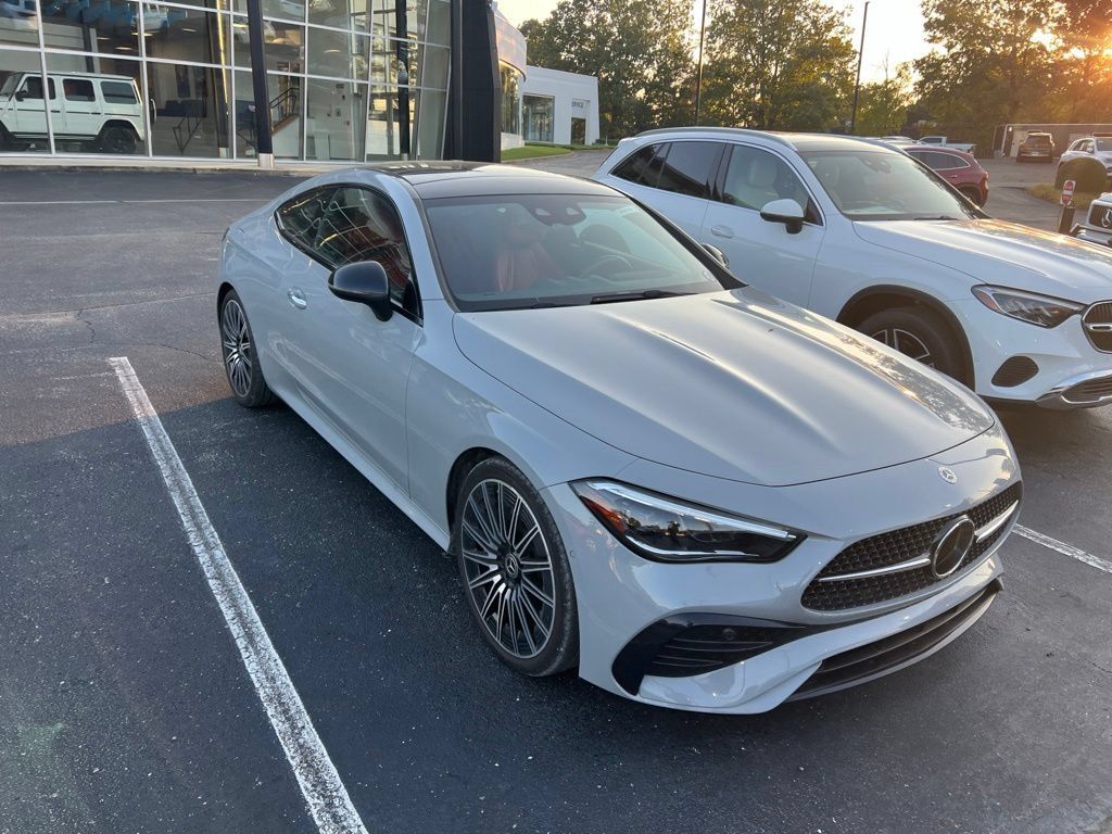 Used 2024 Mercedes-Benz CLE 450 4MATIC Coupe image 3