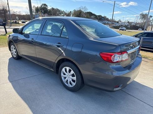 Used 2013 Toyota Corolla LE image 8