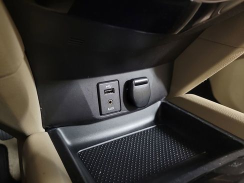 Used 2015 Nissan Rogue SL w/ SL Premium Package image 19