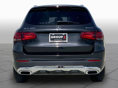 Used 2021 Mercedes-Benz GLC 300 4MATIC image 5