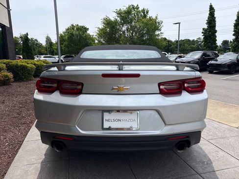 Used 2019 Chevrolet Camaro LT RWD image 5