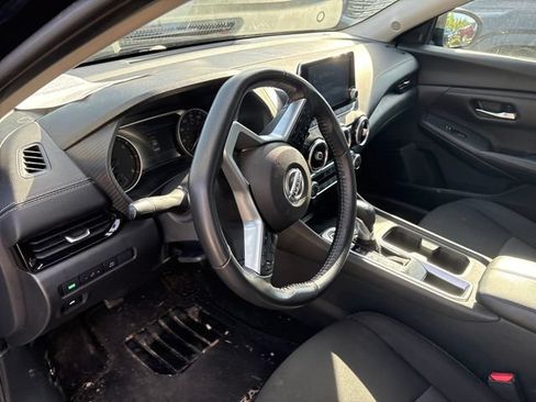 Used 2022 Nissan Sentra SV w/ Trunk Package FWD image 8