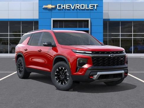 New 2026 Chevrolet Traverse Z71 w/ Enhanced Driving Package AWD/4WD image 8