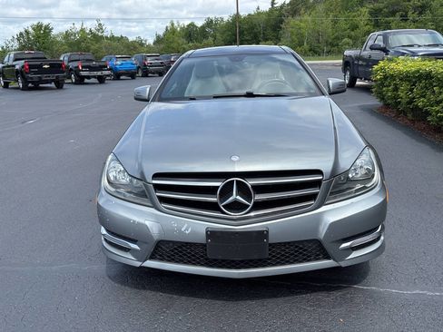 Used 2014 Mercedes-Benz C 250 Coupe image 3